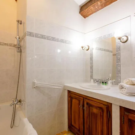 Apartment Aiguines - Lcc117 By Interhome *